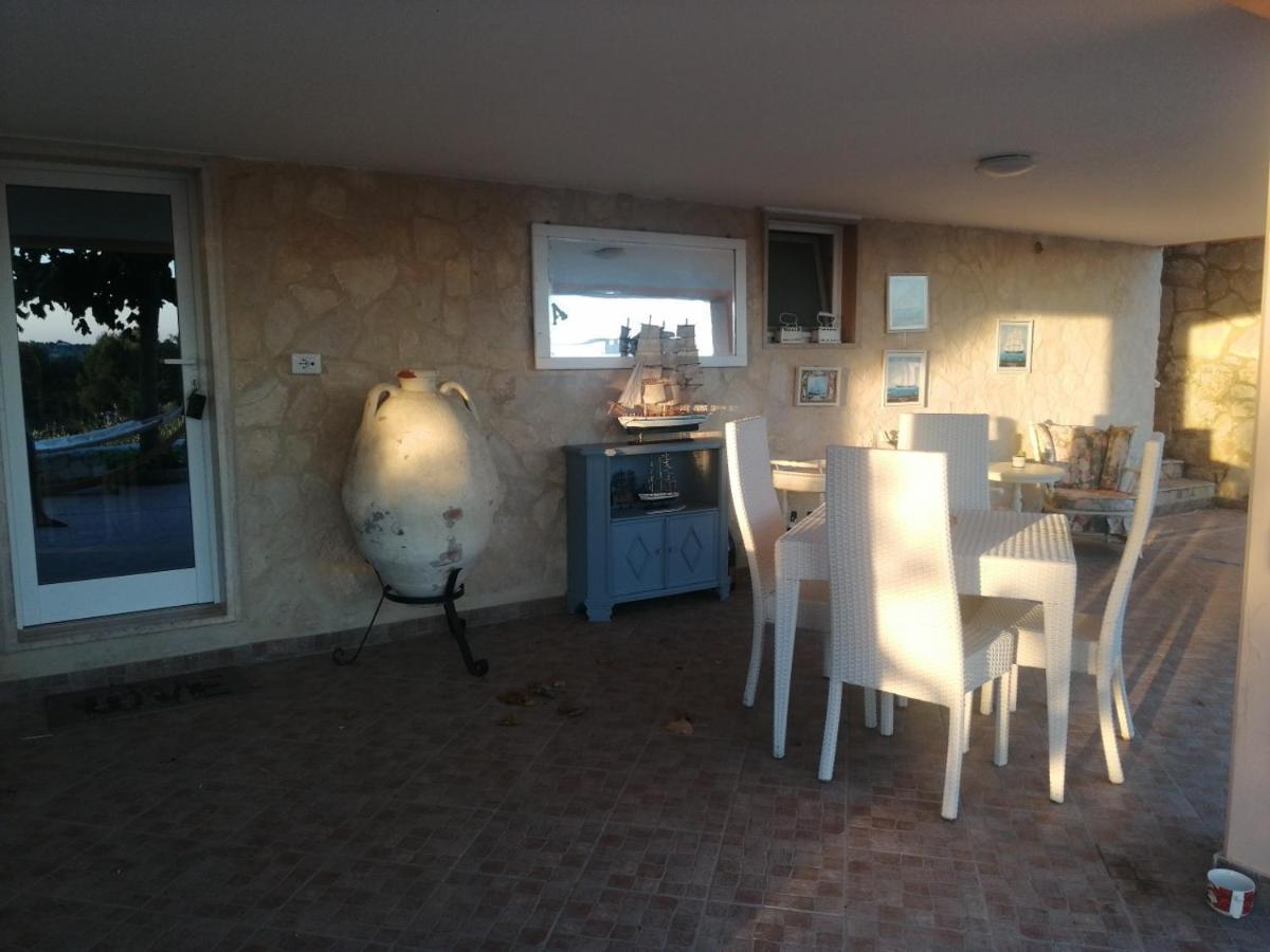 Villa Relax Amore Le Lamie di Olimpe Exterior photo